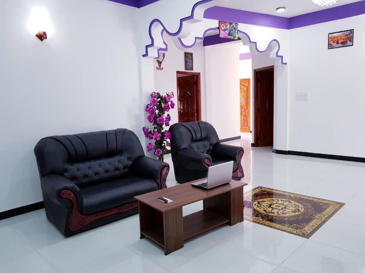 Snp Star Guest House Trincomalee Esterno foto